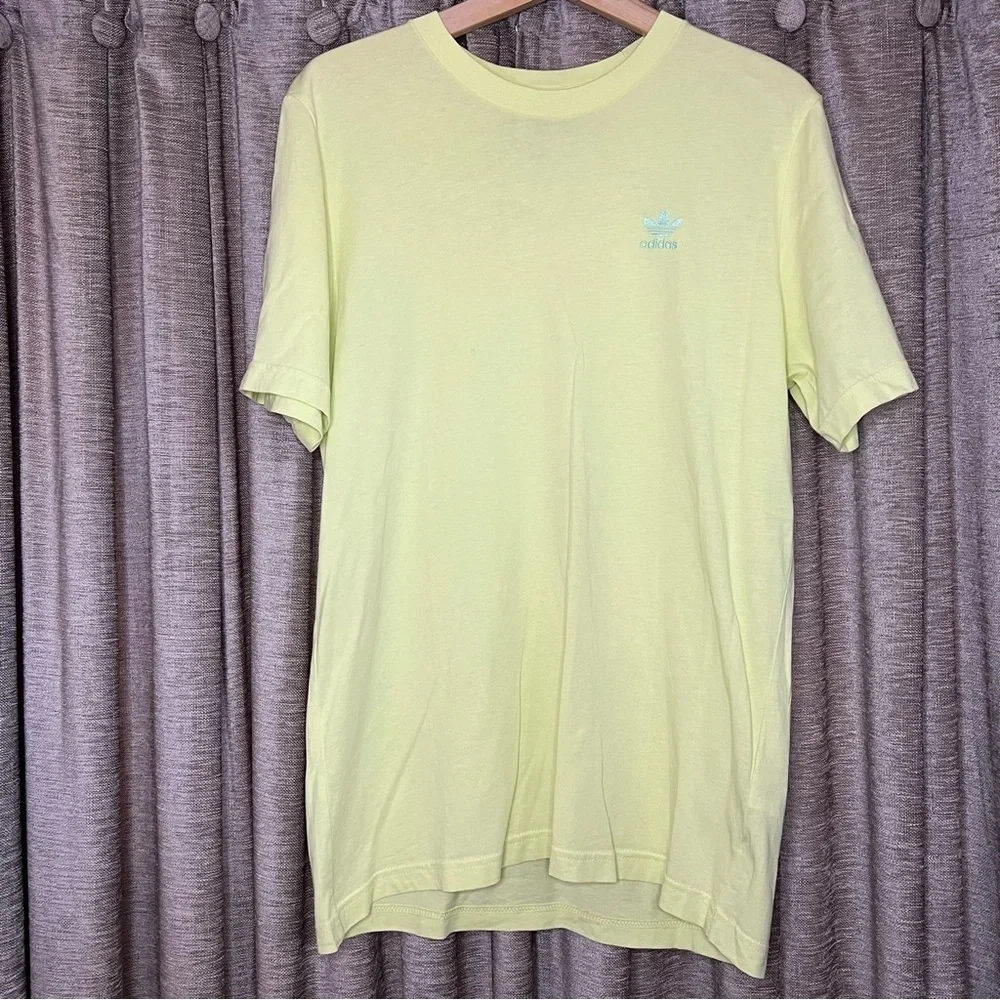 Adidas Men’s Trefoil Essentials Yellow Tint Short Sleeve T Shirt Size Small